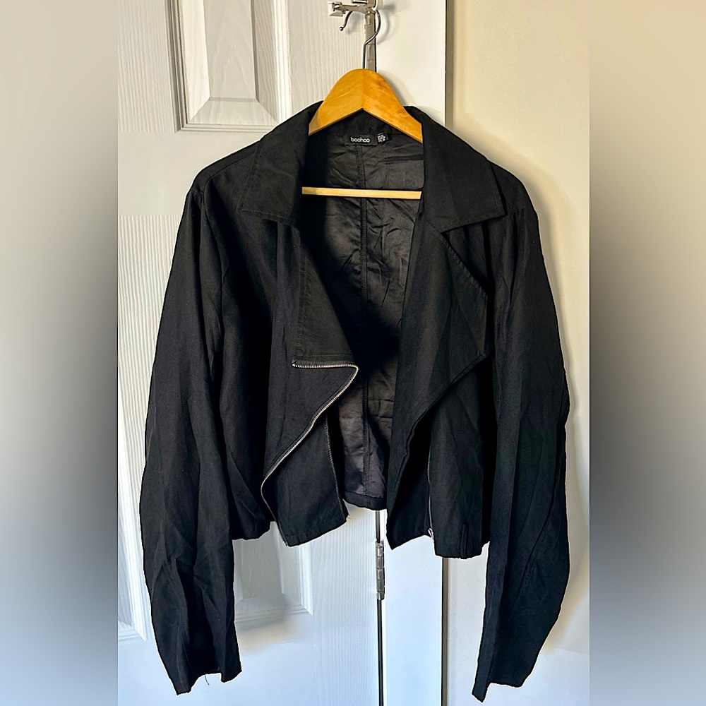 Boohoo Women’s Black Suede Cropped Biker Jacket - Black - 18